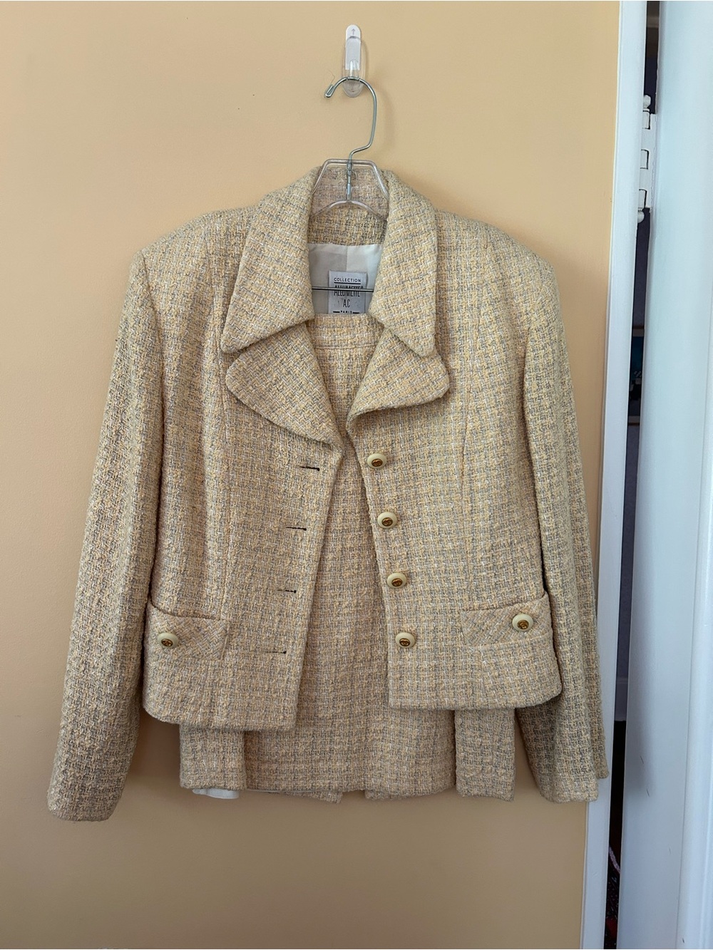 Vintage Allumette Collection A.C. Paris Women's Tweed Jacket and Skirt set